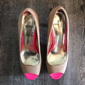 Style & Co nude and pink peep toe pumps